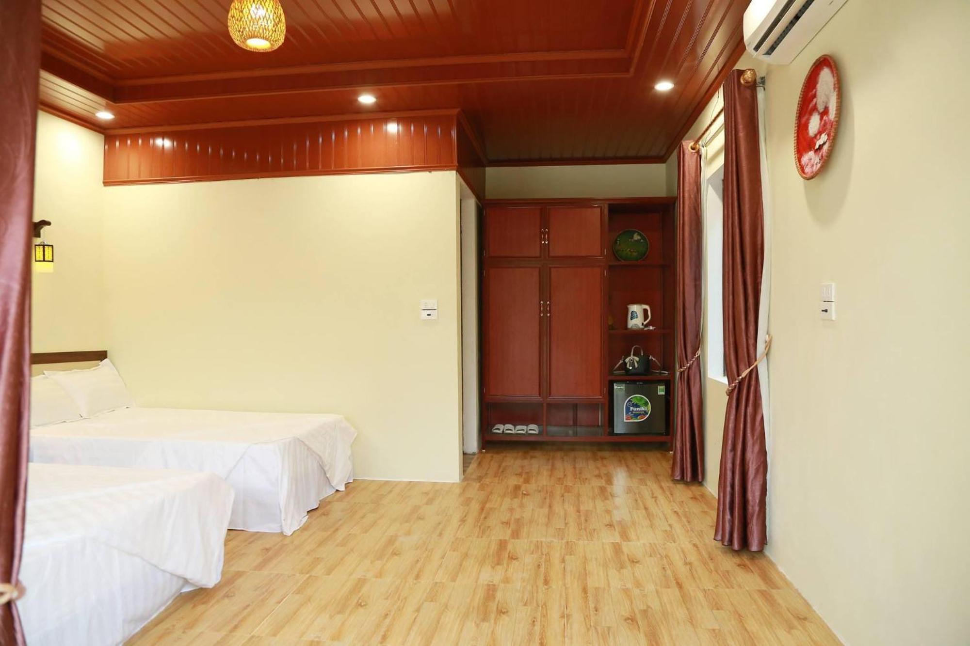 Son River House Homestay