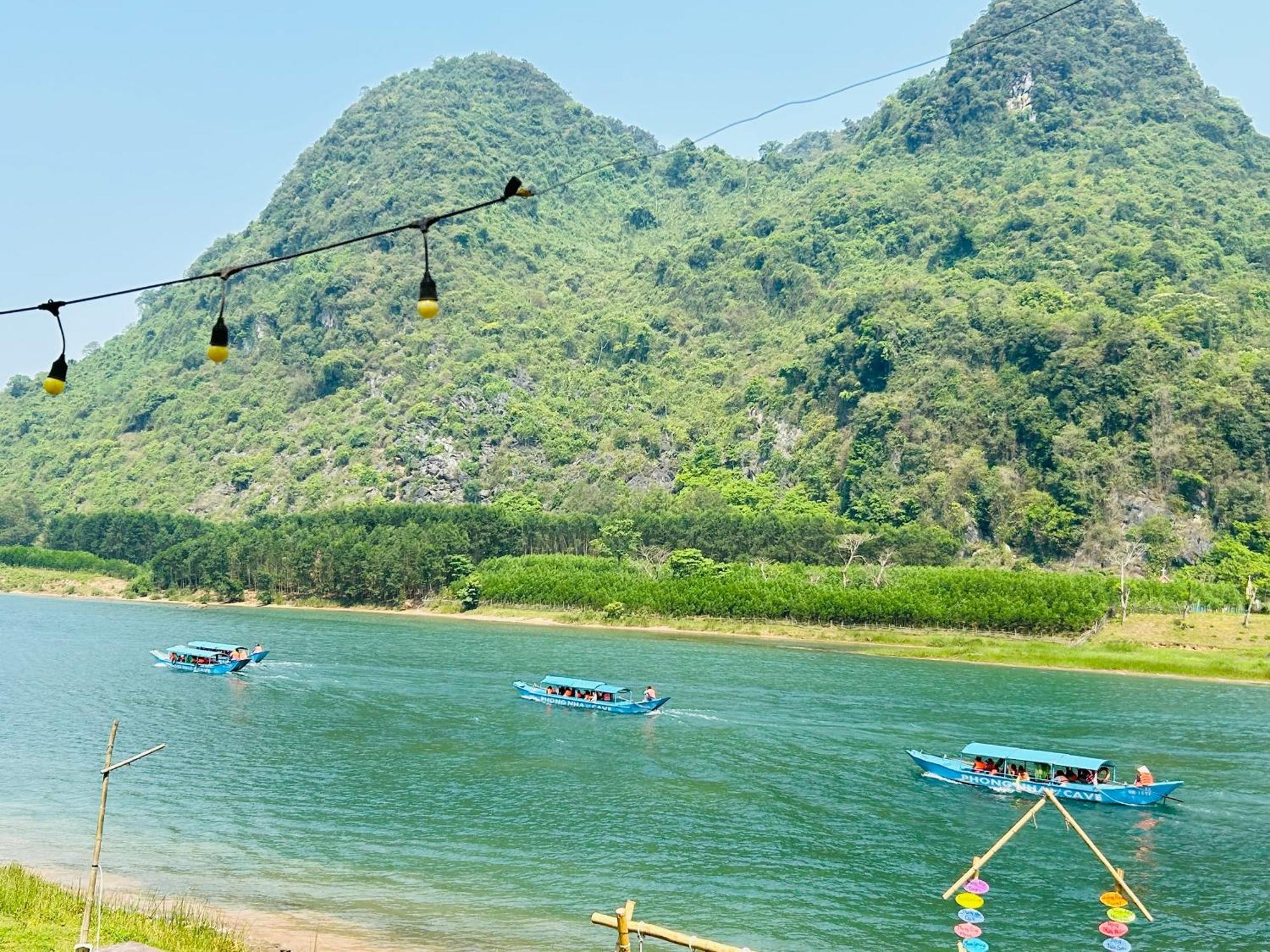 Homestay Son River House Phong Nha