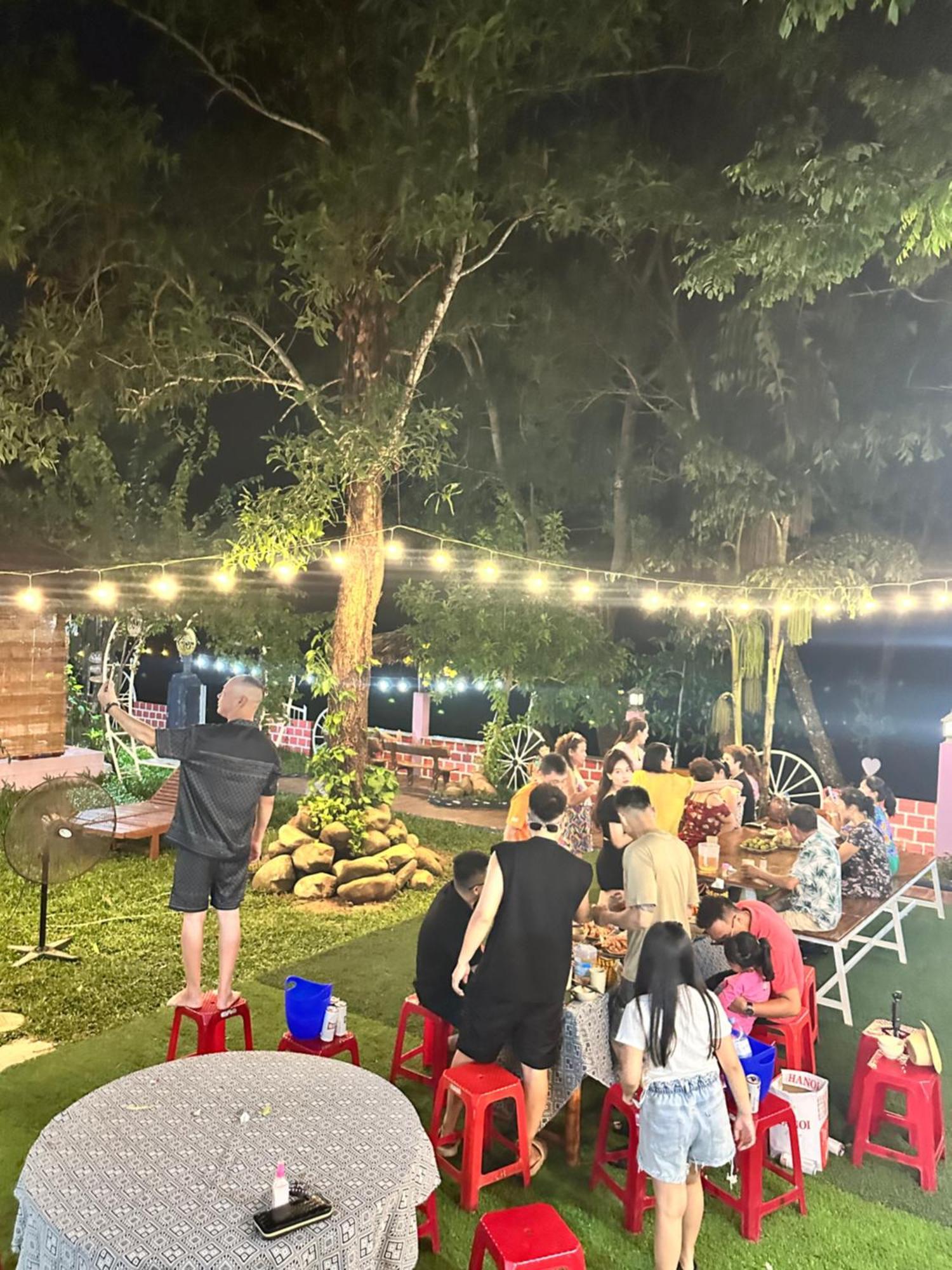 Homestay Son River House