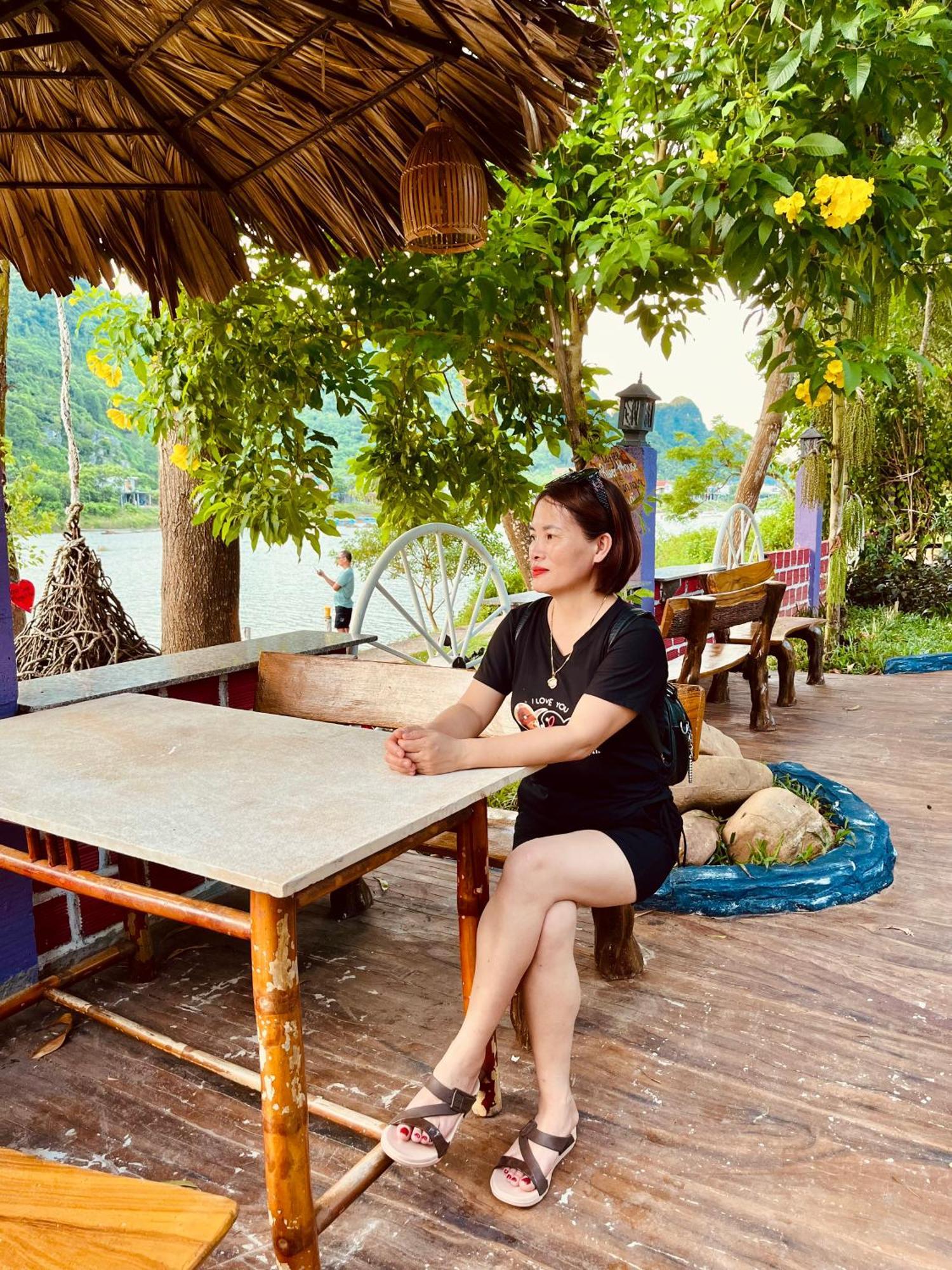 Homestay Son River House