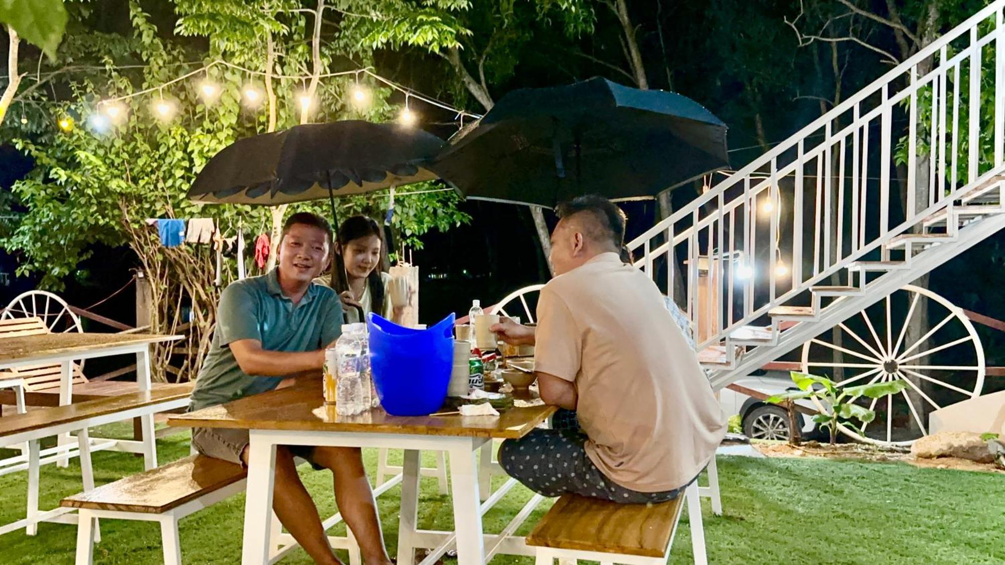 Son River House * Phong Nha