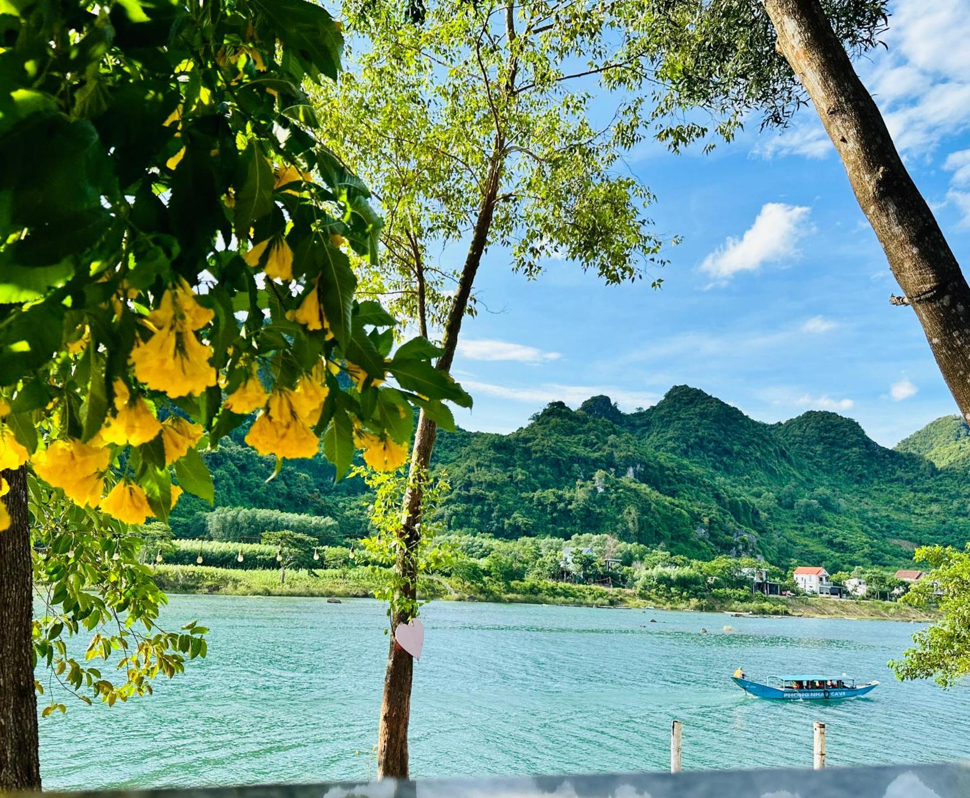 Son River House Phong Nha