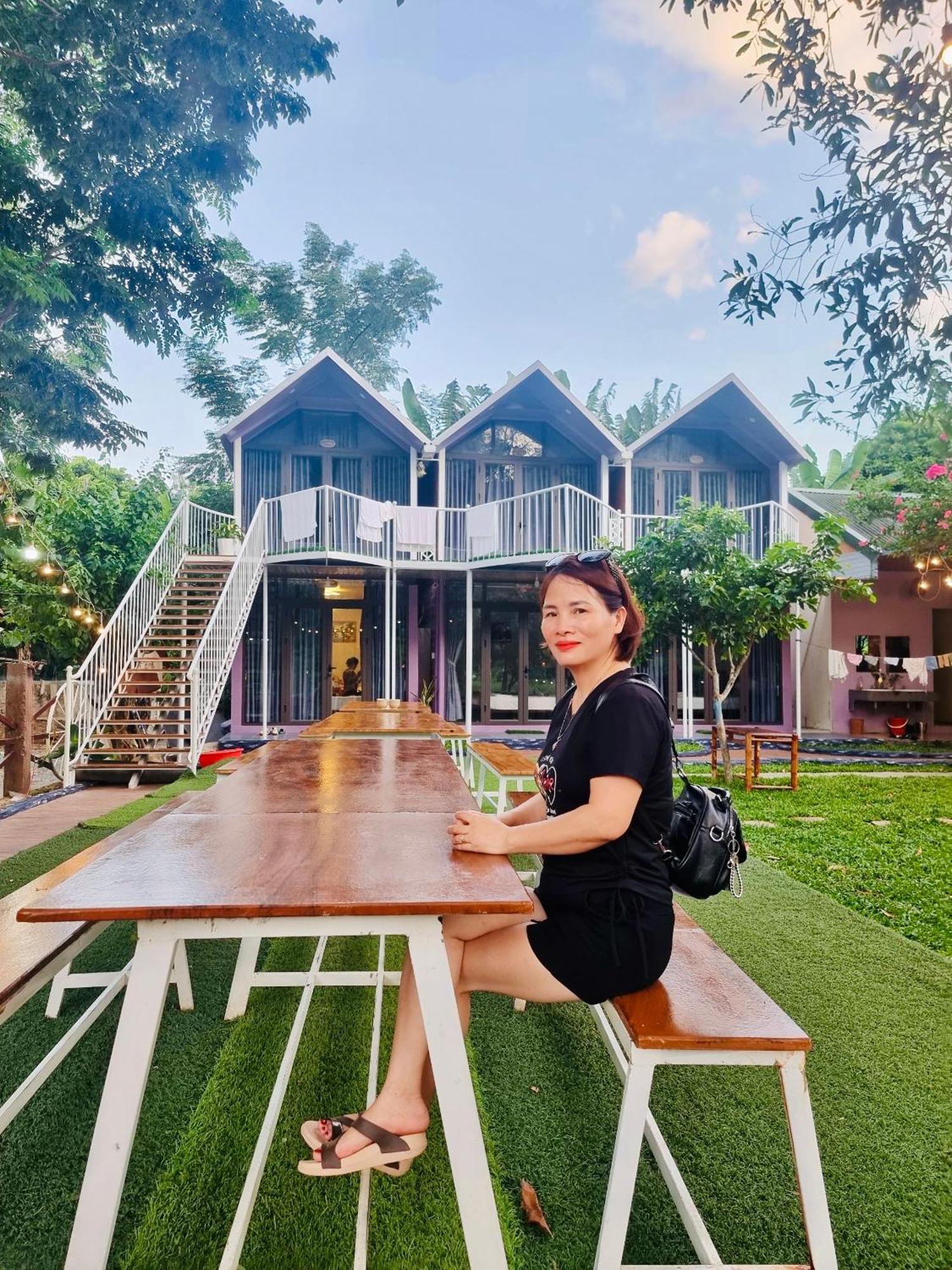Homestay Son River House