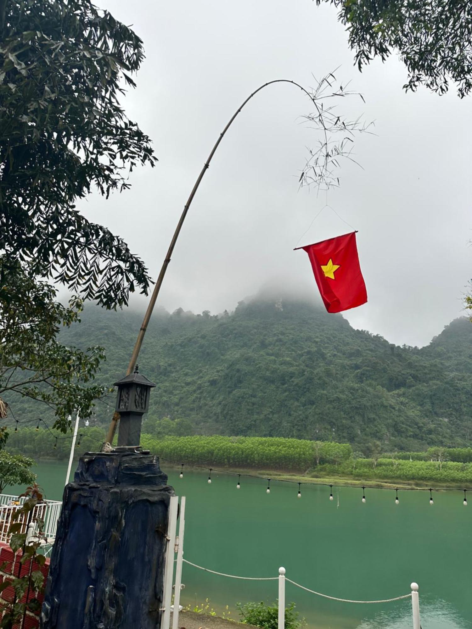 Son River House * Phong Nha